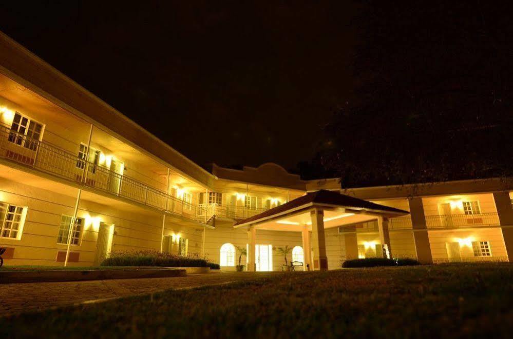 Hotel Real Del Bosque Golf And Spa Tula de Allende Exteriér fotografie